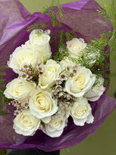 Load image into Gallery viewer, White Roses